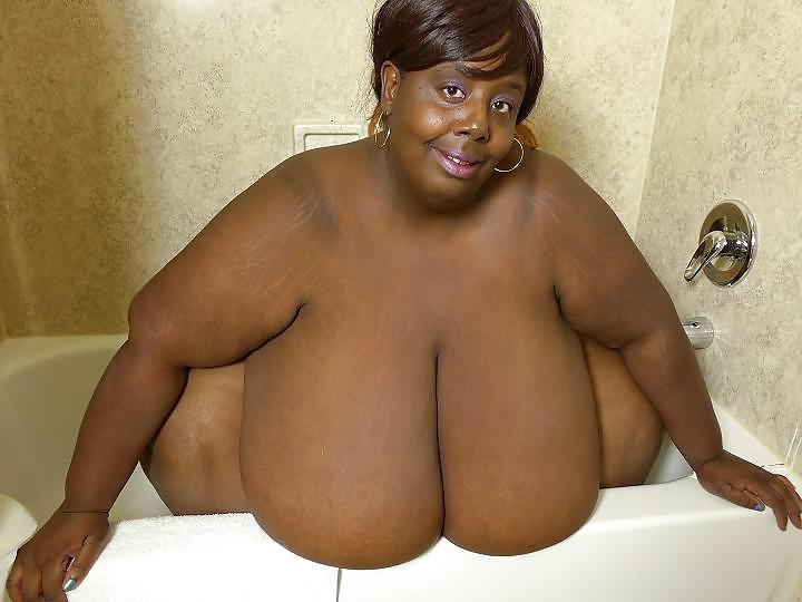 9P Bbbbw = big black beautiful bath woman