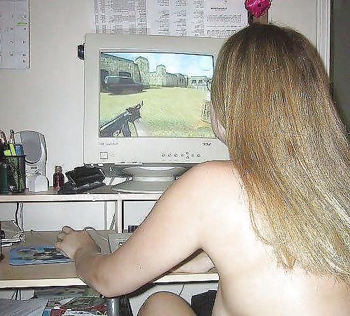 21P Les princesses aiment les jeux video commentez les !