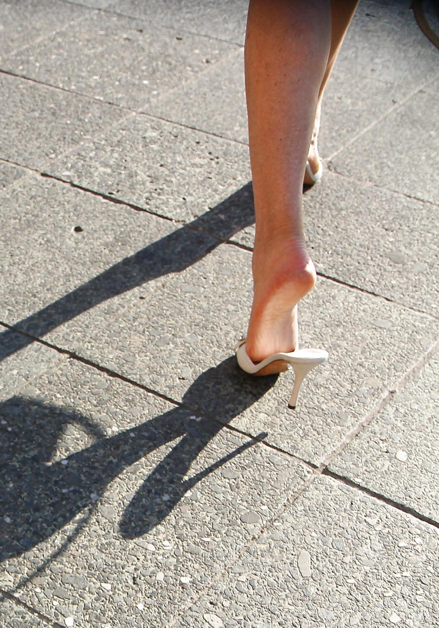 7P Milf in Mules