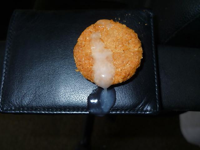 17P Cum on cookie