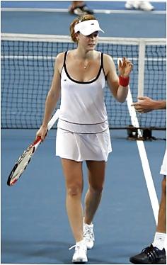 25P Hot Tennis Babes 2