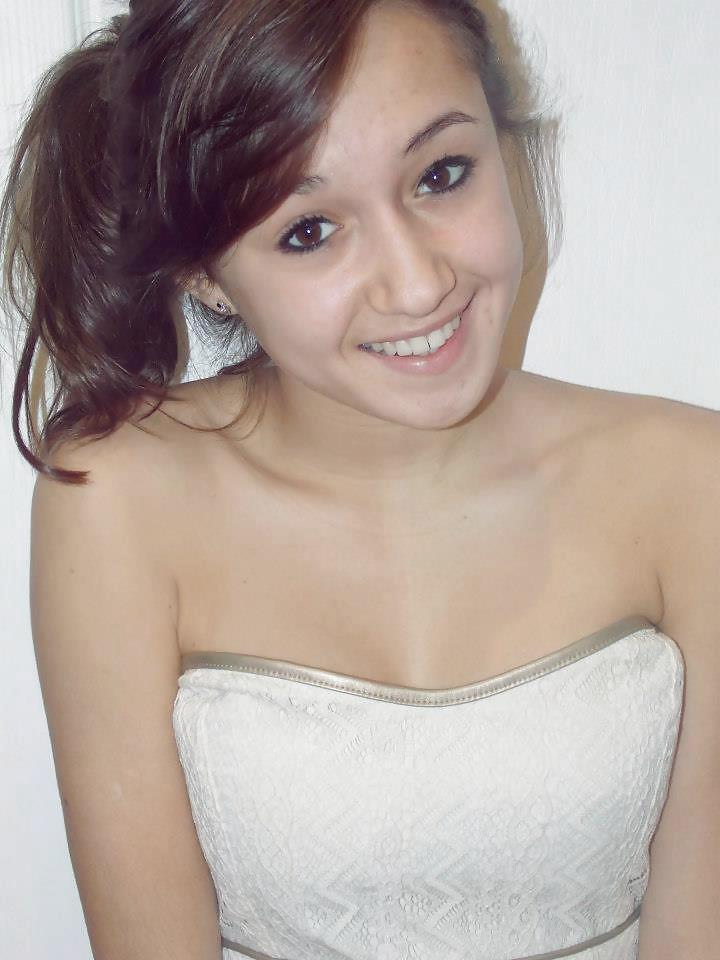 25P Pretty Slutty Teen