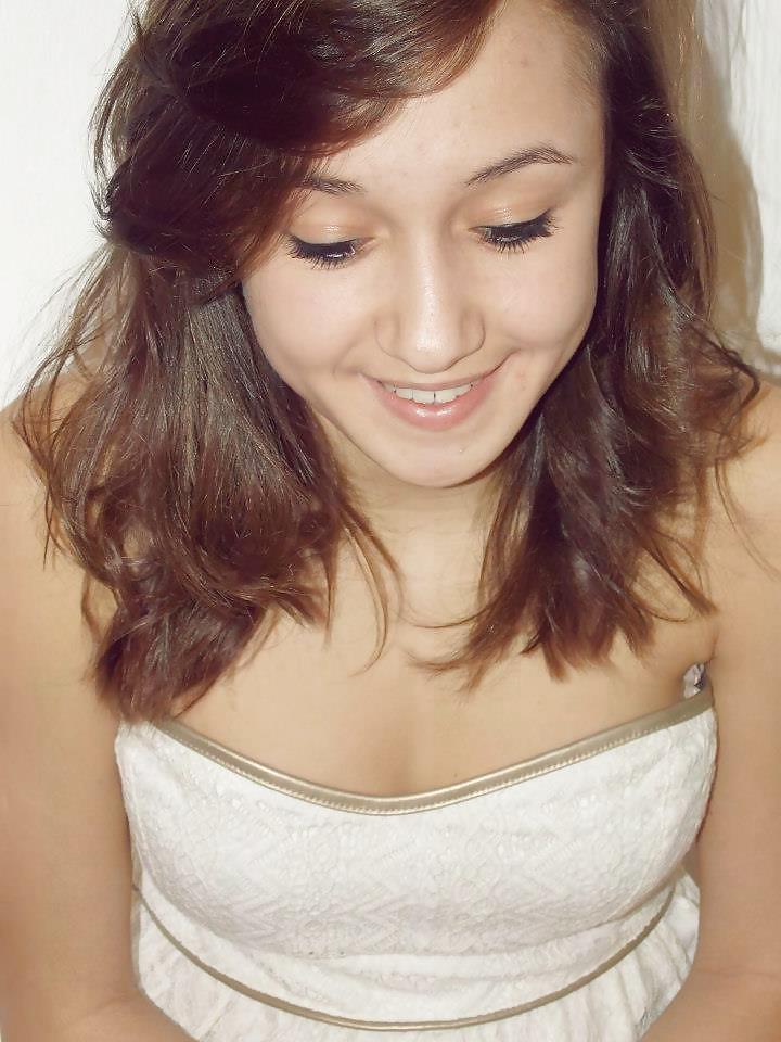 25P Pretty Slutty Teen