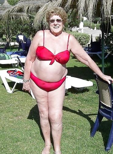 21P Grannies in their bra and knickers  5