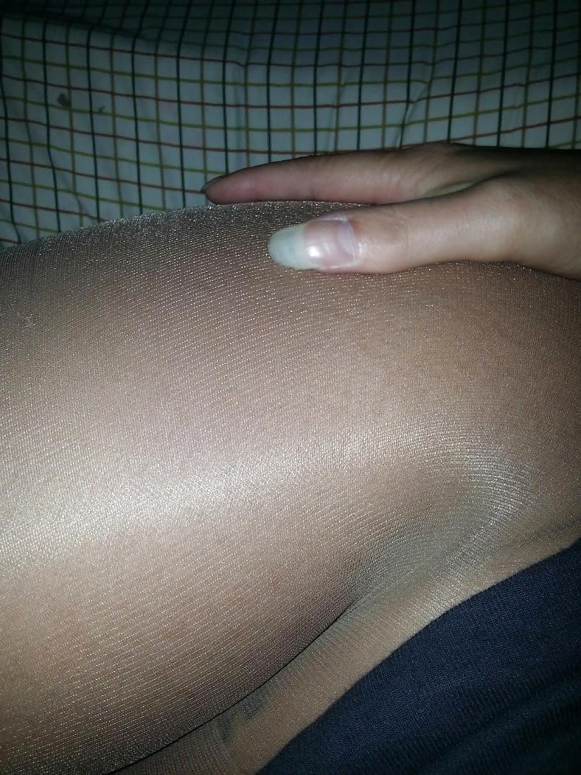 10P Pantyhose MILF