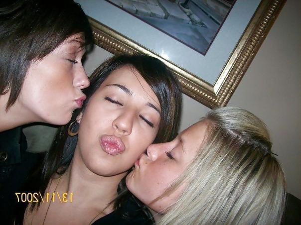 22P Please cum on my face 