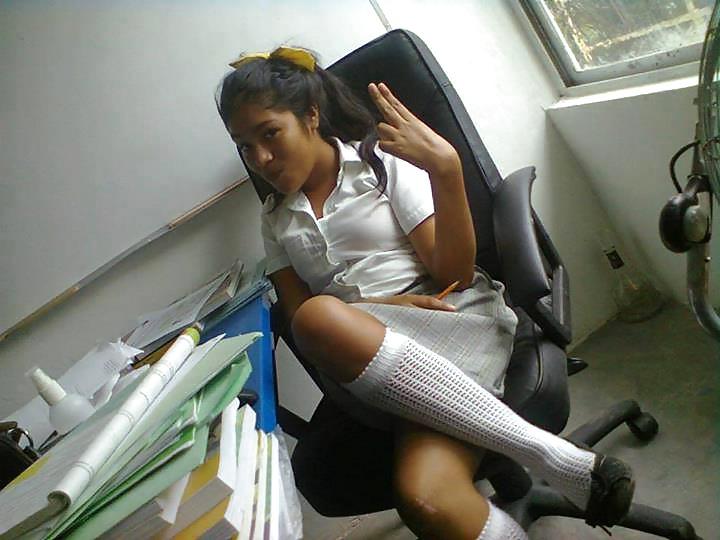 19P Mexican Shoolgirl