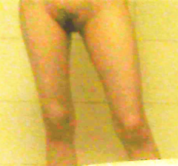 24P My 19 year-old-virgin Girlfriend is Showering