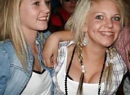 25P Danish teens-304-305-306 wet t-shirts bra costume cleavage 
