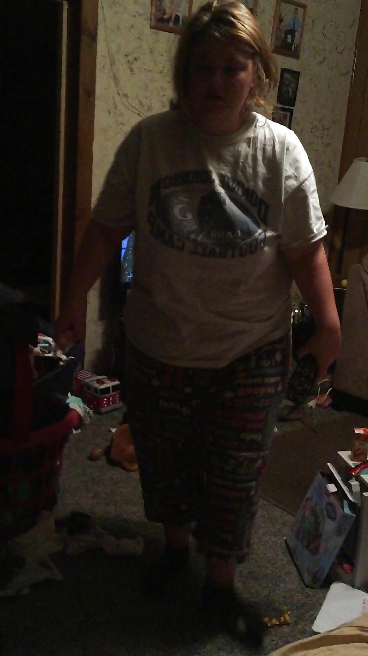 6P Stepsis big hanging tits bra less pokies showing good