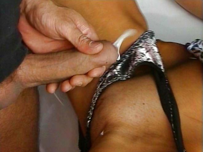 16P KEY - Cum on Clothes 08 Wanking on Undies