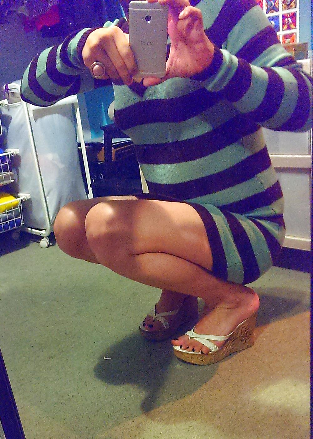 25P Sissy zoe Dressing Room