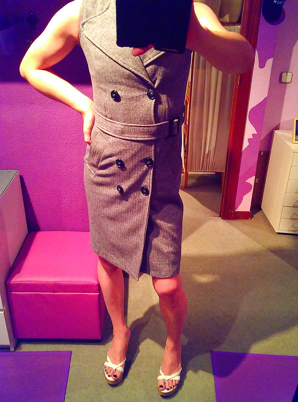 25P Sissy zoe Dressing Room