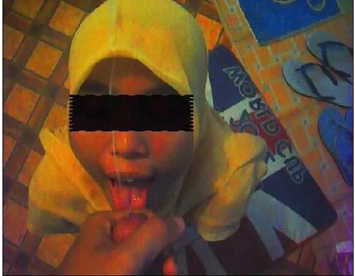5P Cum on tudung