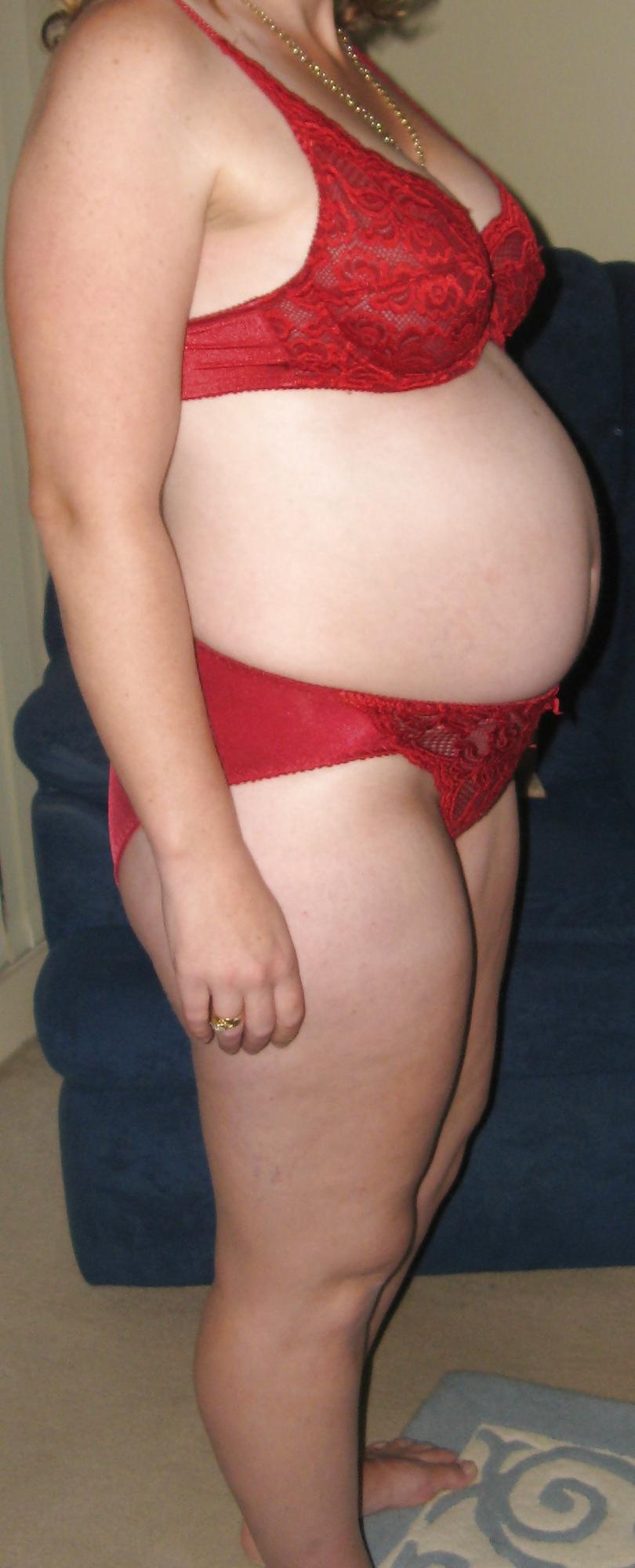 4P Pregnant photos