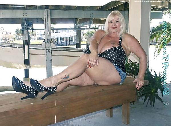 25P Thick Thighs 5