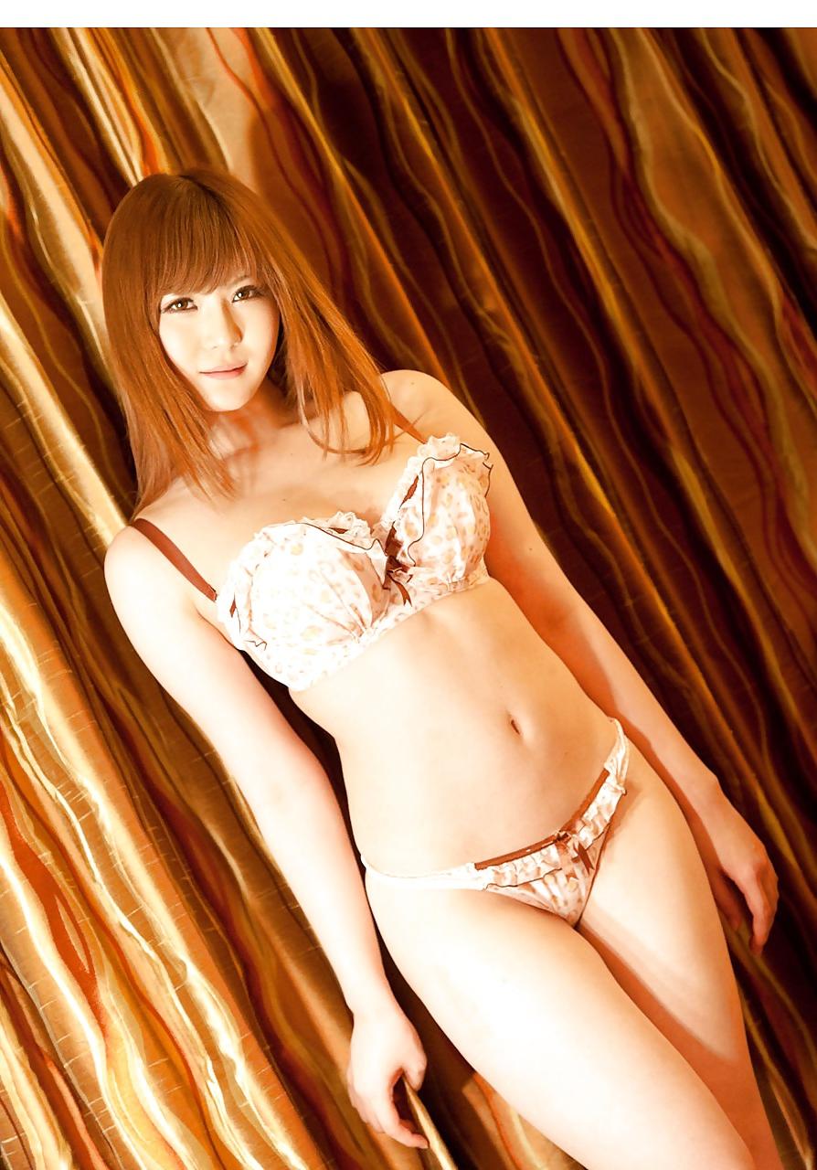 24P Momoka Nishina - Beautiful Japanese Girl 
