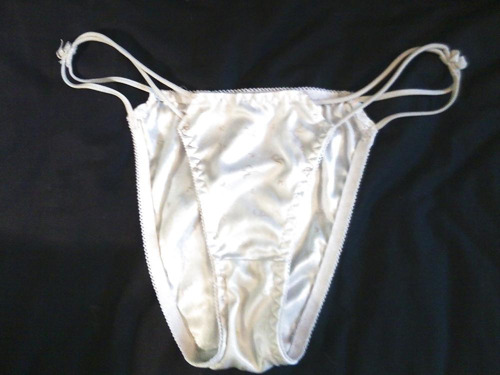 20P Girlfriend fresh panties