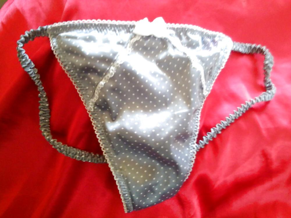 20P Girlfriend fresh panties