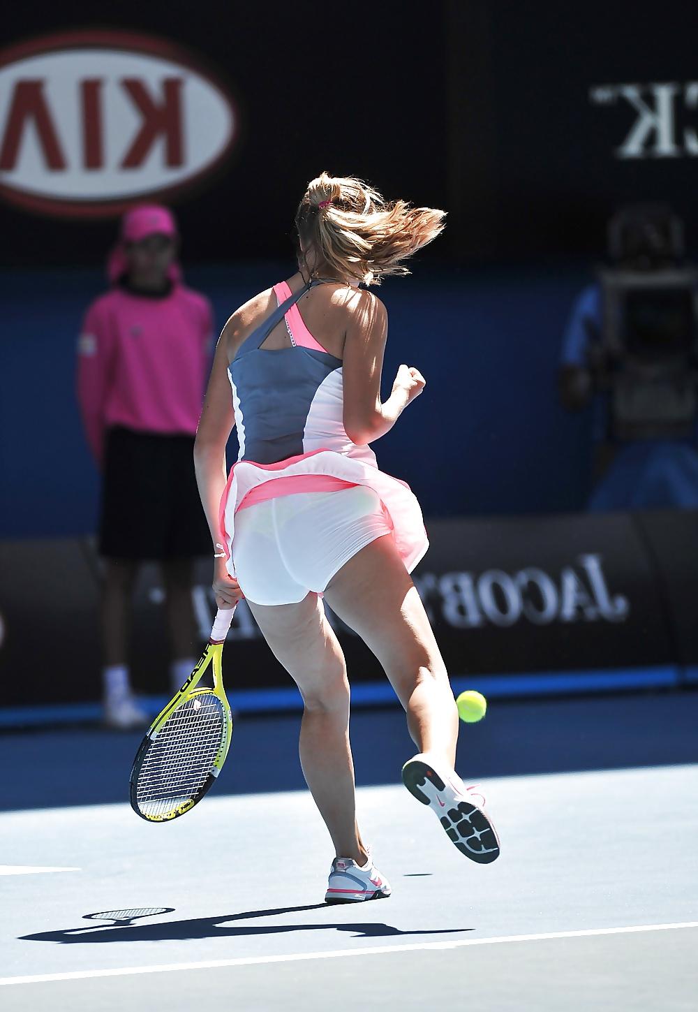 17P Hot Tennis Babes 1