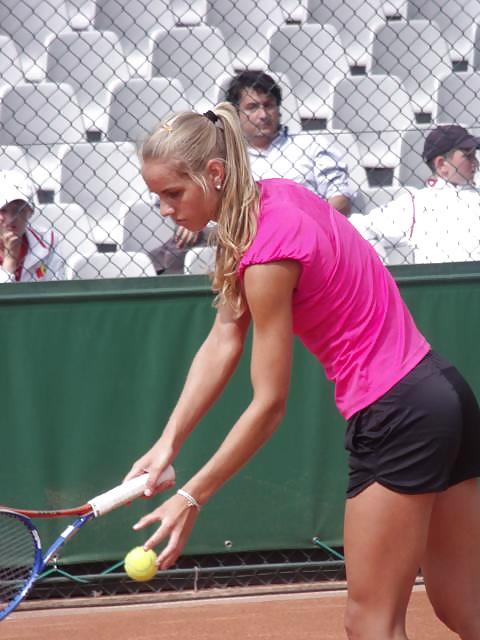 24P Hot Tennis Babes 4