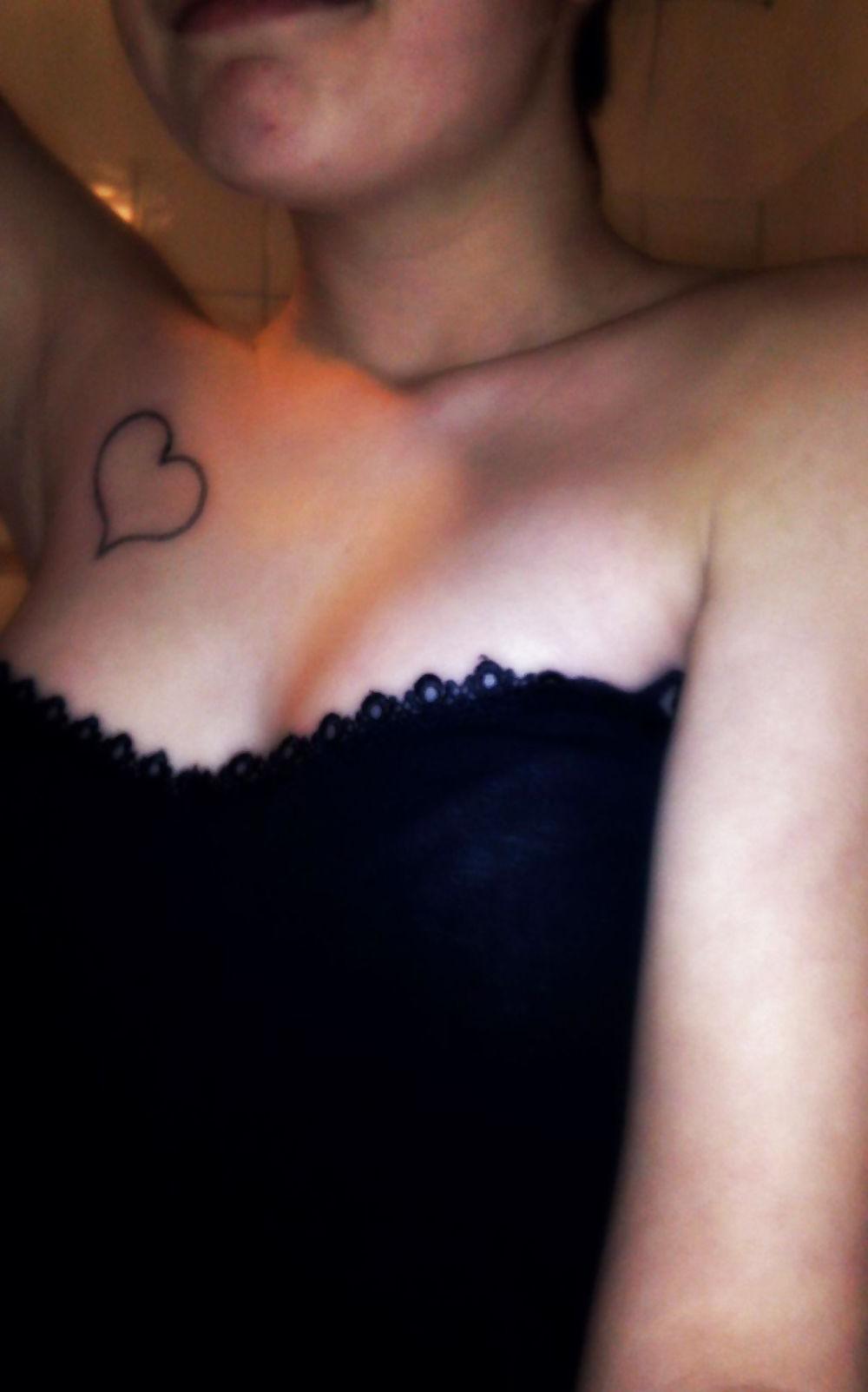 24P Ich  .. bitte besamen und posten.. cum on me 