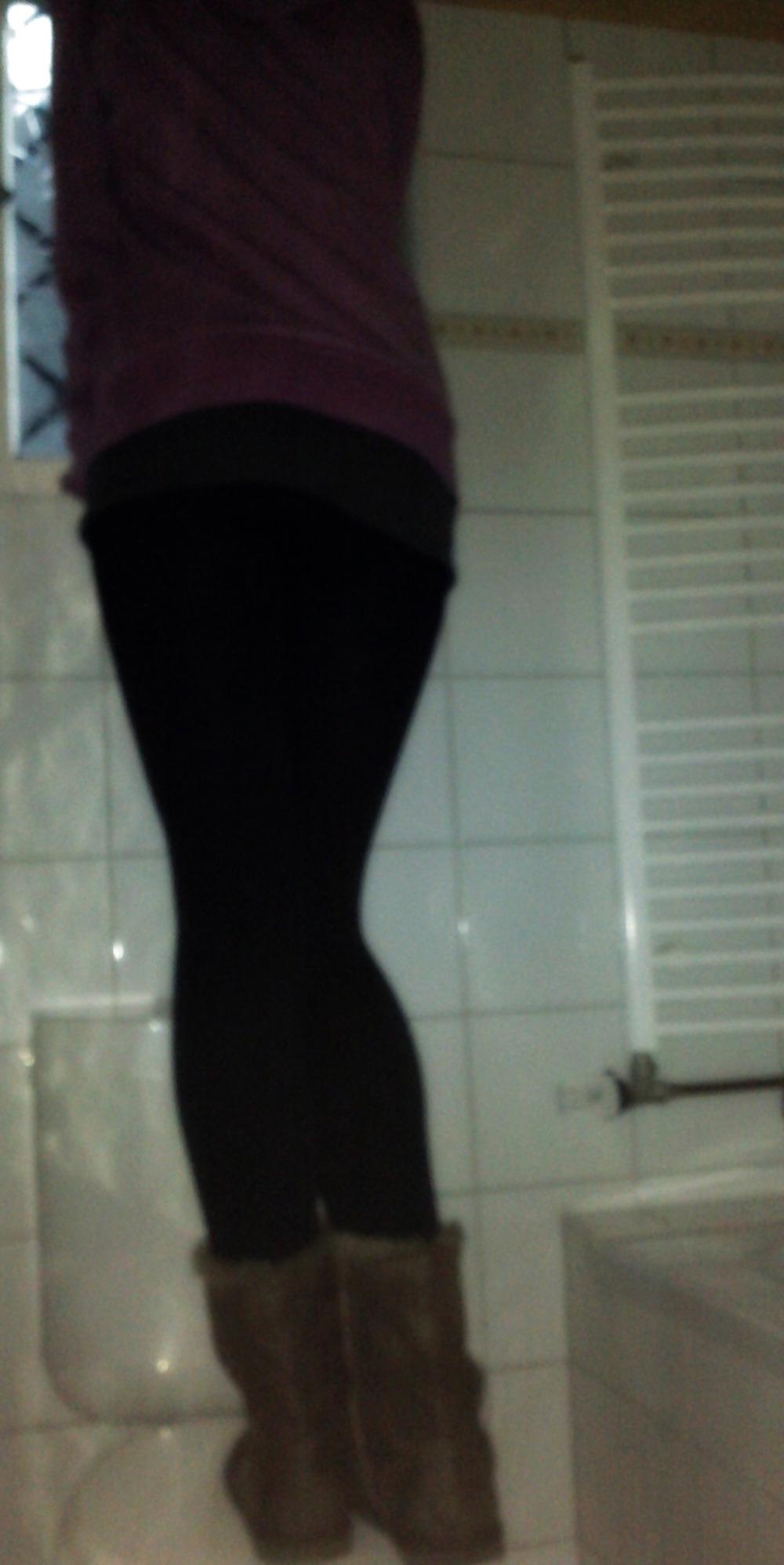 24P Ich  .. bitte besamen und posten.. cum on me 