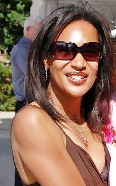 12P Spray your white cum on pretty black babe's face