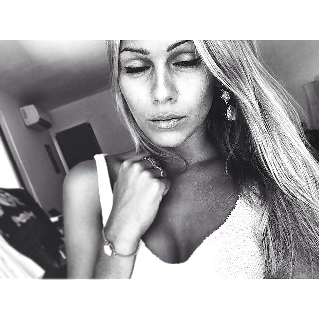 19P I want your cum on my pics!