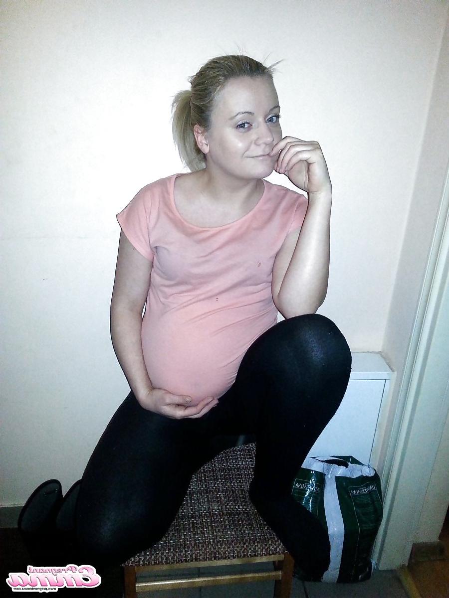 15P Pregnant Emma from PregnantEmma.com #02