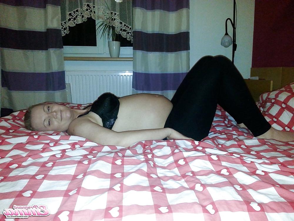 15P Pregnant Emma from PregnantEmma.com #02
