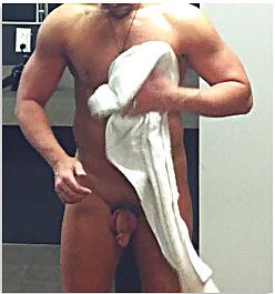 25P Gym Locker Room (Thonging, Semi Hard, Cockring)