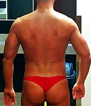 25P Gym Locker Room (Thonging, Semi Hard, Cockring)