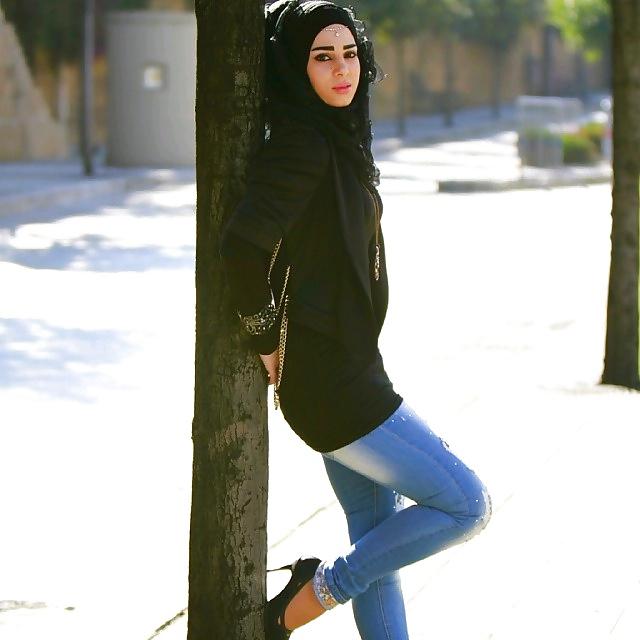 12P Arab beauty 36 - Cum on her 