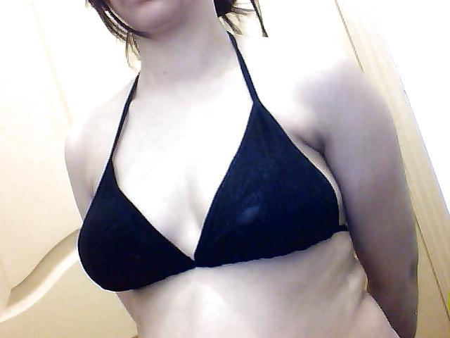21P My Gf's Bra Collection 