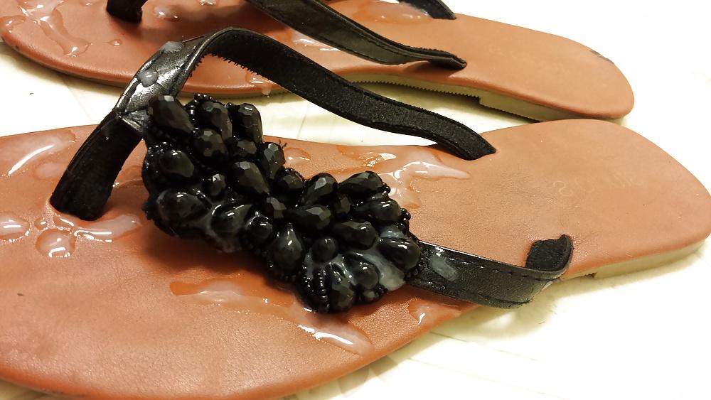11P Cum on my girlfriends sandals #2 :)
