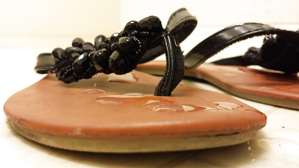 11P Cum on my girlfriends sandals #2 :)