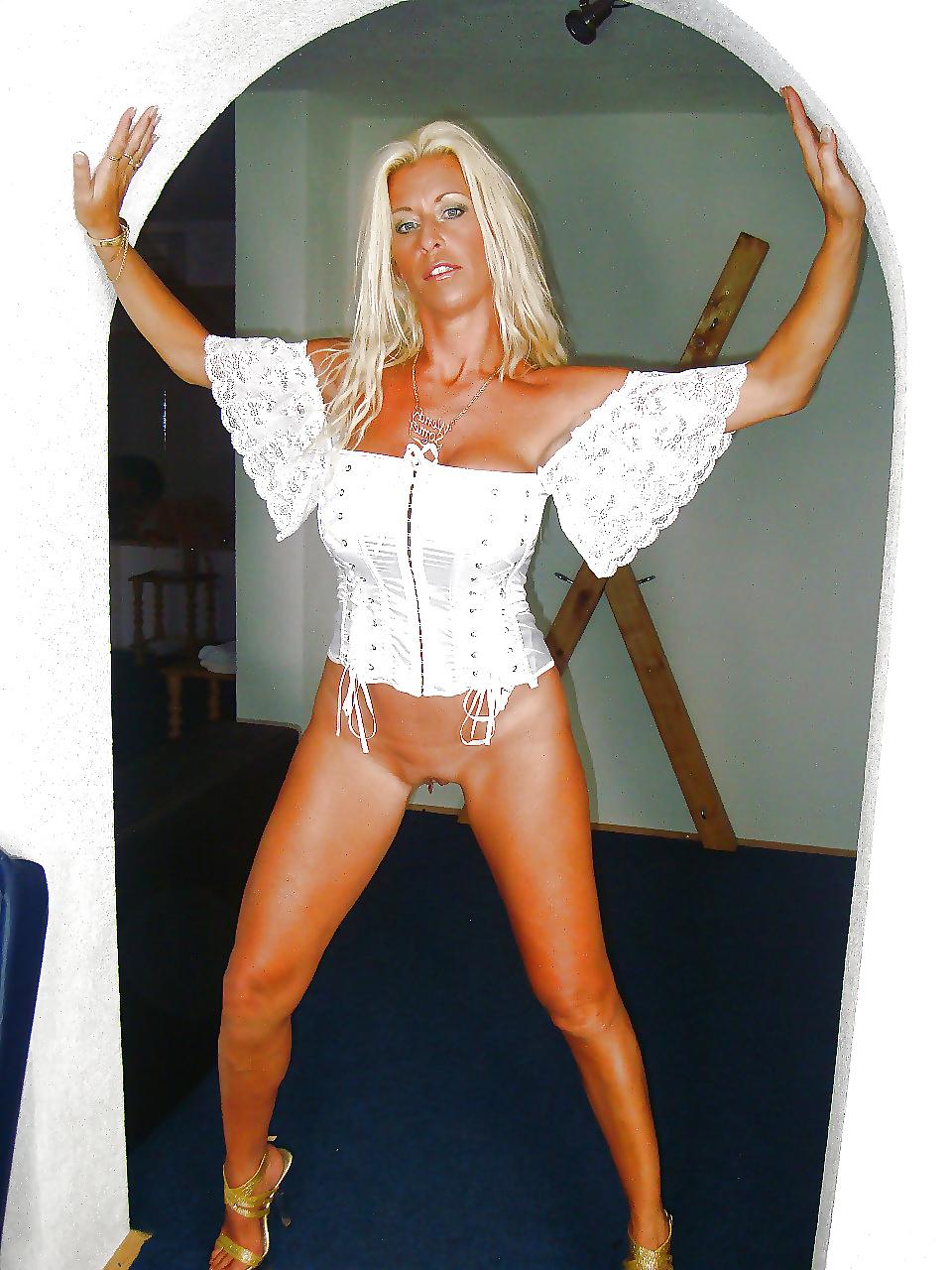 25P NEW PRIVATE FHOTOS NR3 UPLOAD FROM HELLE DANMARK