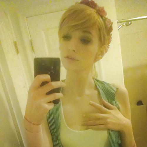 25P Beautiful Tgirl Abby