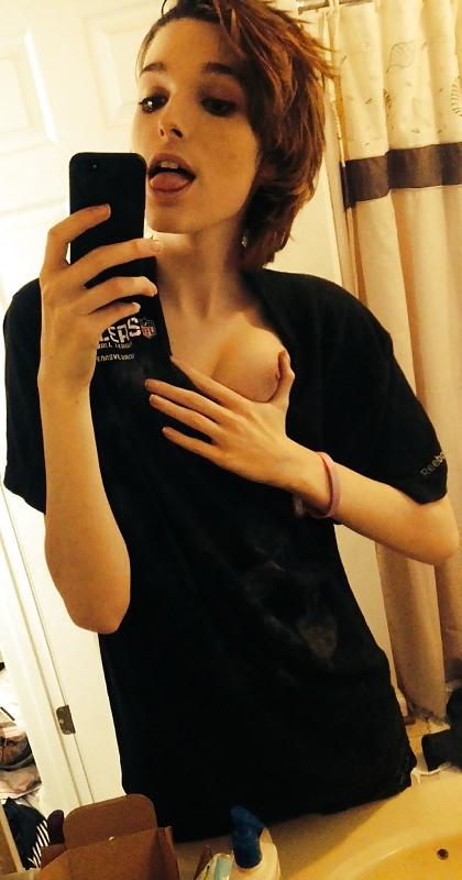 25P Beautiful Tgirl Abby