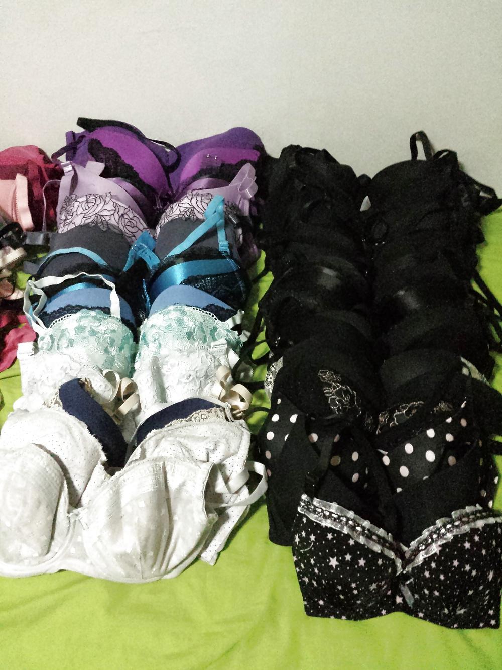 4P Bra collection