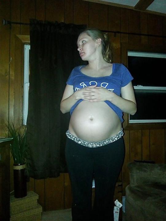 4P Pregnant babe