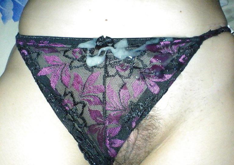 20P CUM ON PANTIES VOL.03
