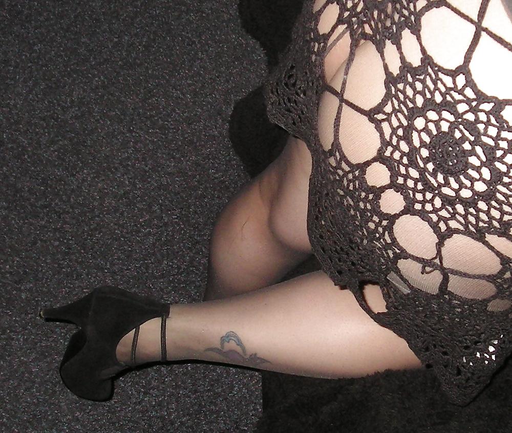 25P My girlfriend Natasha wearing black tights pantyhose