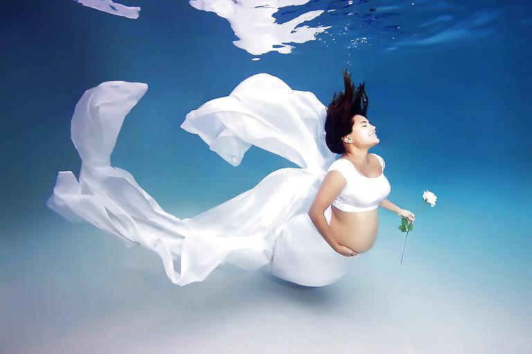 25P Gorgeous pregnant women - a collection for a friend
