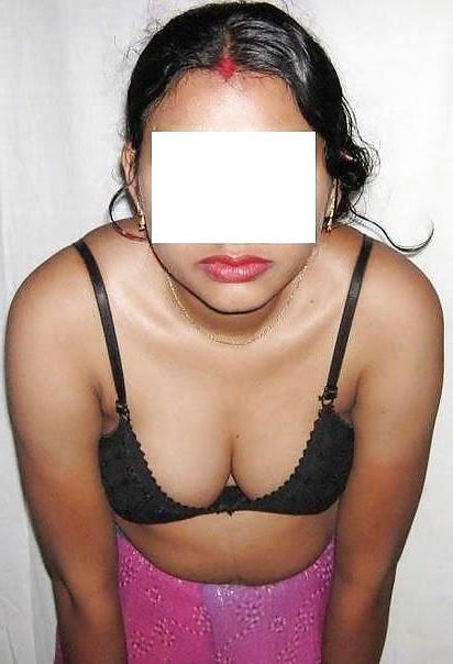 25P Indian wife hides her face
