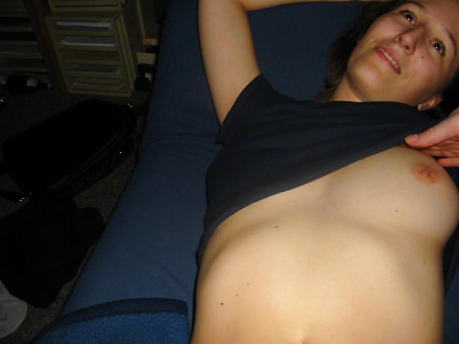 17P Girlfriend sucks and fucks