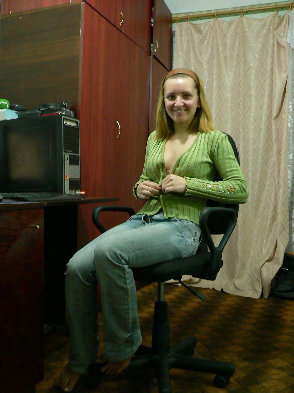 25P Teen private strip