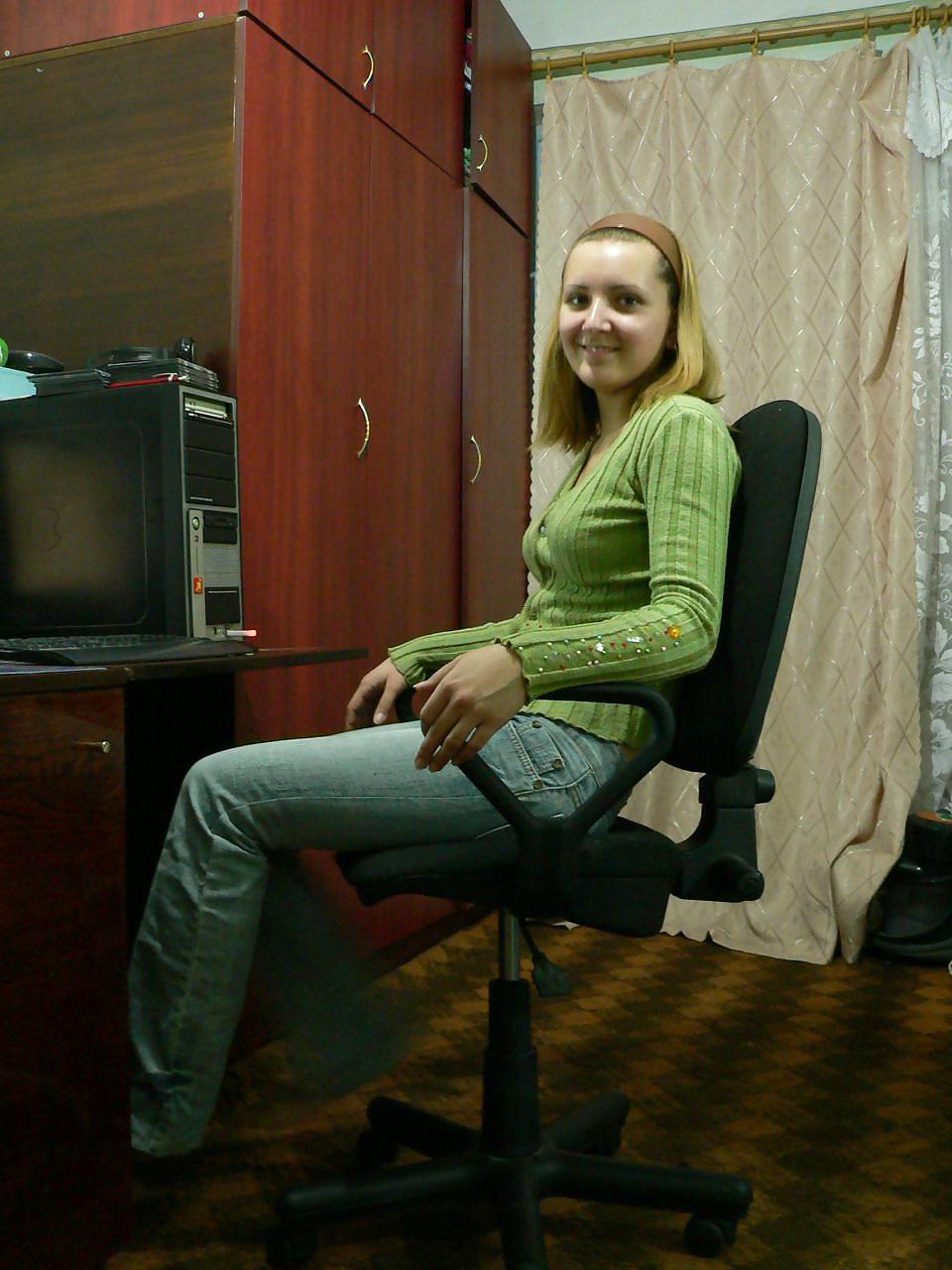 25P Teen private strip