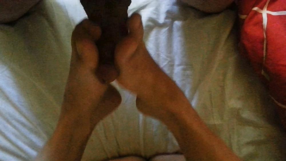 22P Cum on my gf feet